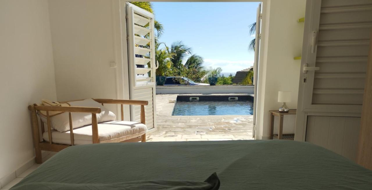 Bas De Villa Vue Mer Avec Deux Chambres Grand-Bourg  Ngoại thất bức ảnh